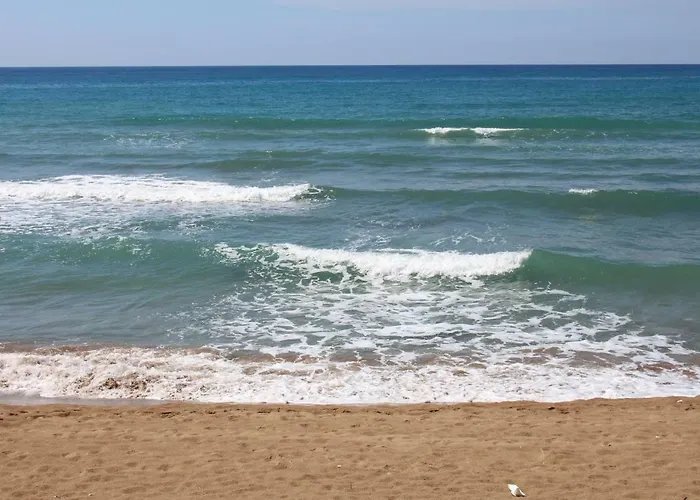 Nikos Semesterbostad *